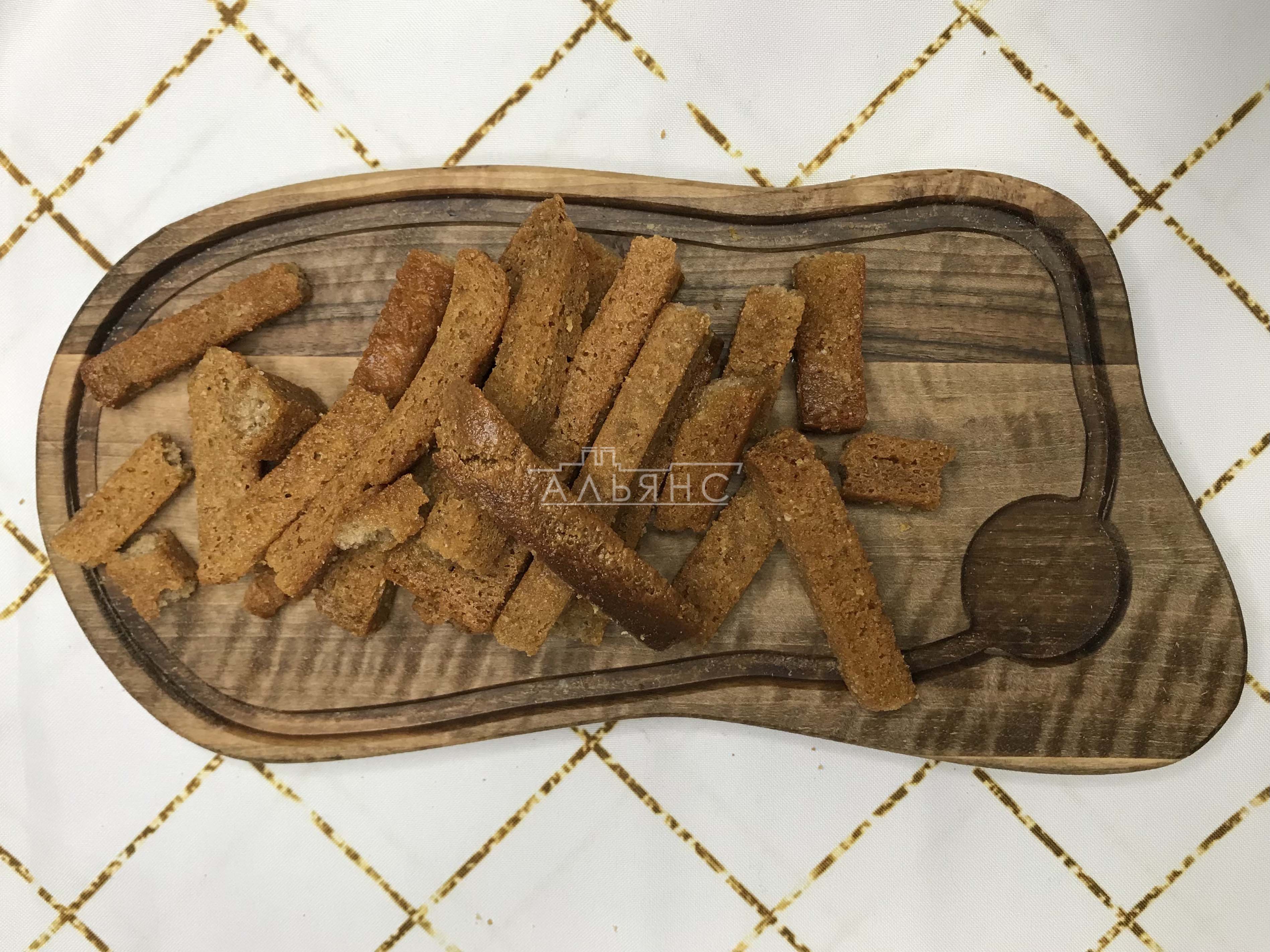 Деревенские гренки с чесноком в Кирове