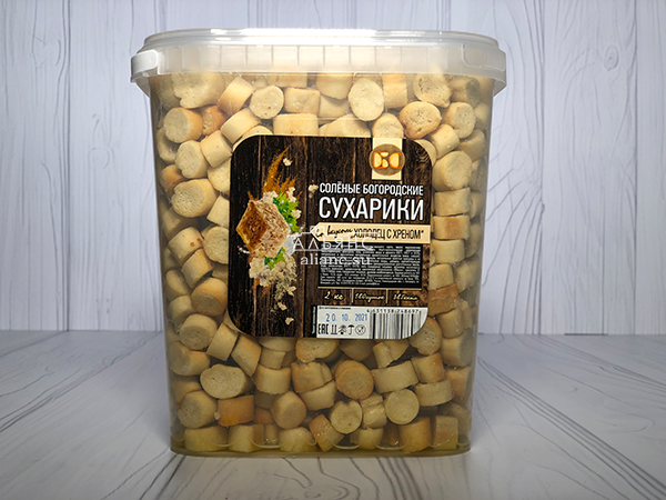 Сухарики с холодцом и хреном в Кирове