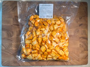 Орехи: Сырный продукт ФЕРМЕРСКИЙ бочонок паприка